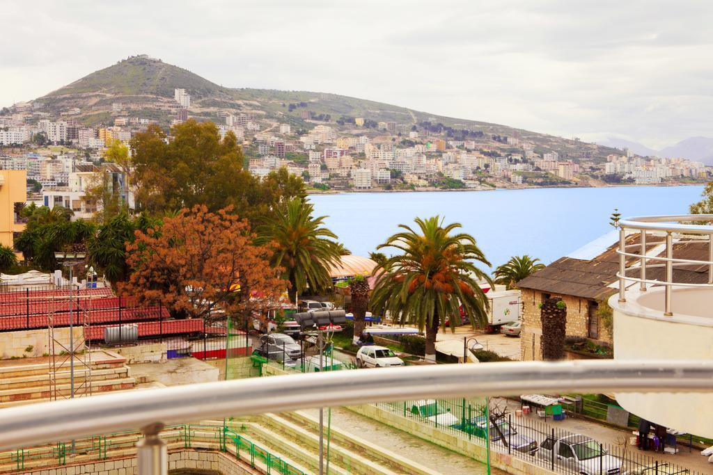 Work-Friendly Central Apartments, Sarande Exterior photo