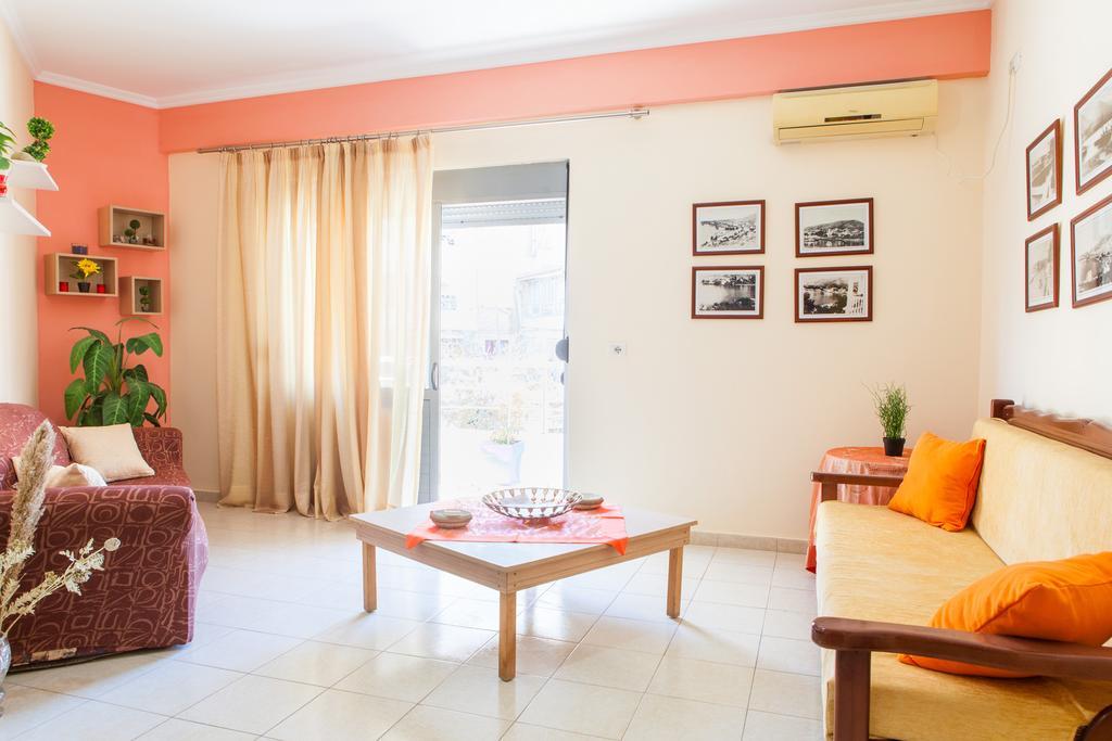 Work-Friendly Central Apartments, Sarande Exterior photo